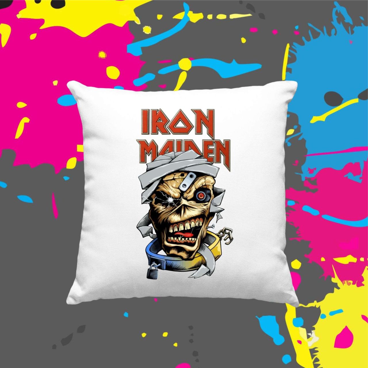 Iron Maiden skull - Kocka párna Iron Maiden skull - Kocka párna